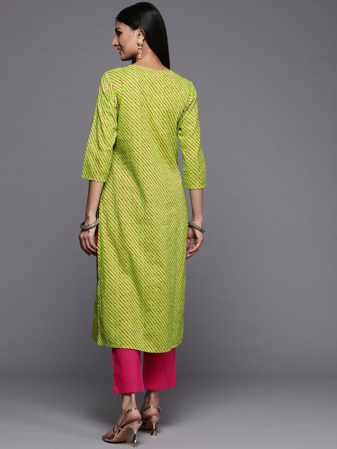 Dhiyona VA Women's Green Leheriya Embroidered Pure Cotton Kurta with Trousers