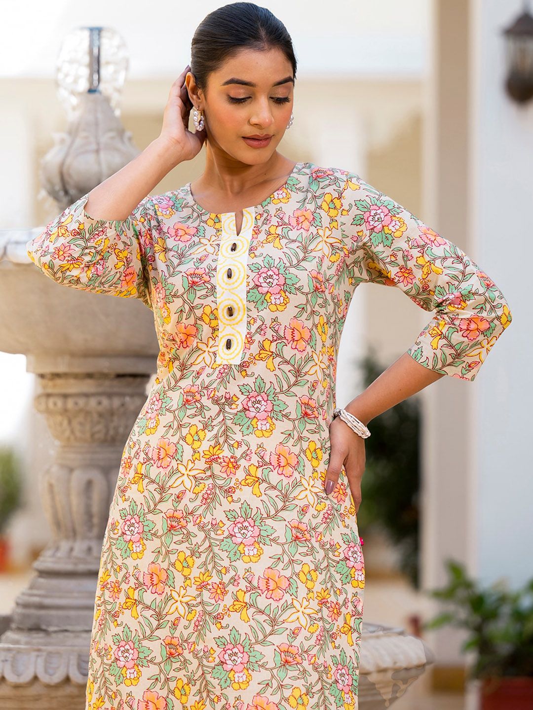 Dhiyona VA Women'sFloral Printed Regular Pure Cotton Kurta with Trouser