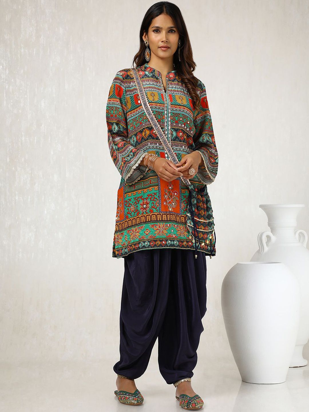 Dhiyona SO Women's Green Ethnic Motifs Printed Mirror Work Kurta With Dhoti Pants & Potli Bag
