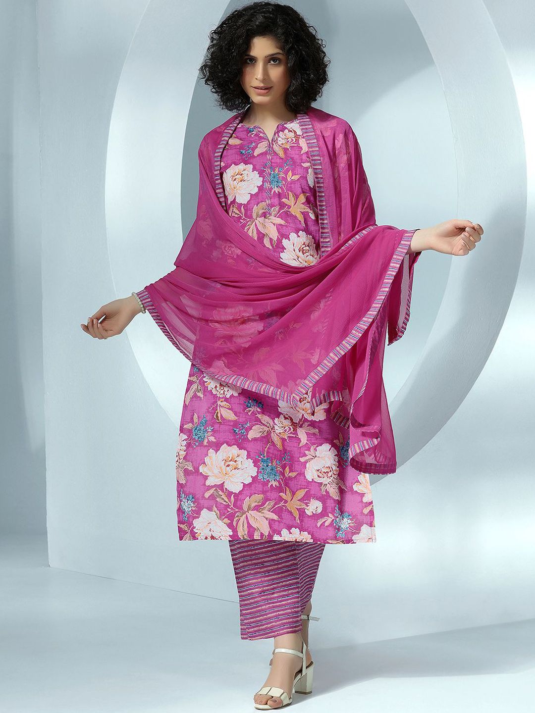 Dhiyona LB Women's Women Floral Printed Regular Pure Cotton Kurta with Palazzos & With Dupatta