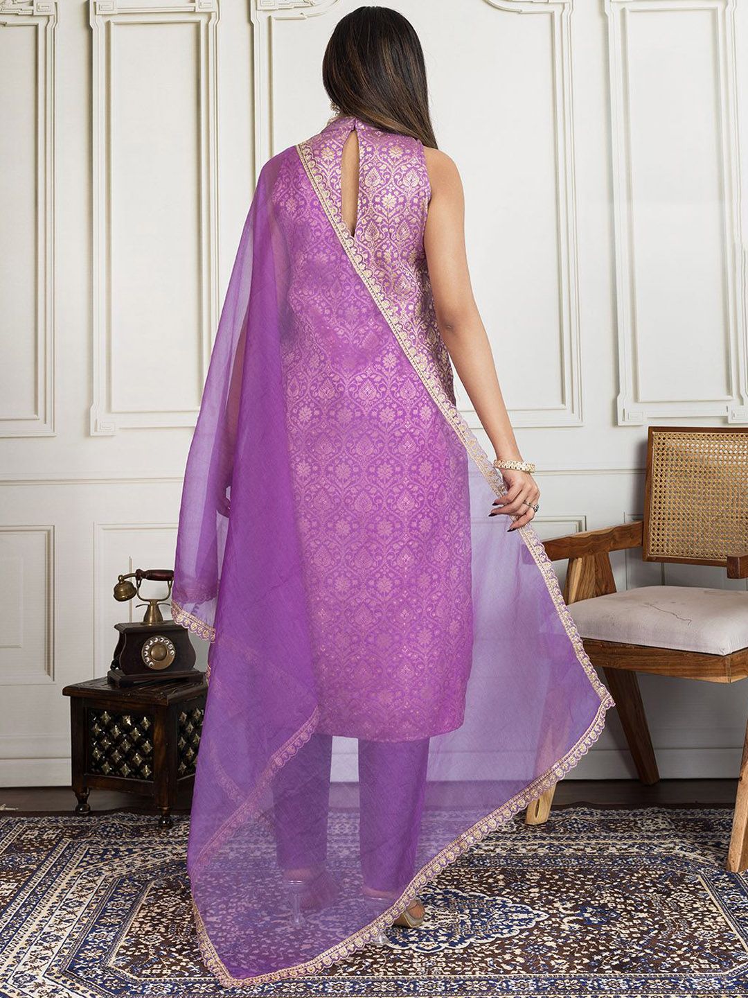 Dhiyona PD Women Ethnic Motifs Zari Woven Design Straight Kurta & Trousers With Dupatta