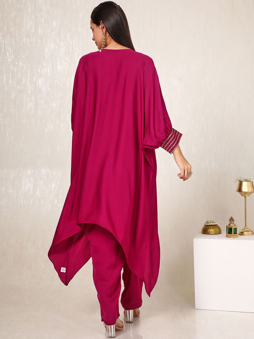 Dhiyona SO Women's V-Neck Three-Quarter Sleeves Mirror Work Kaftan Kurta With Trouser