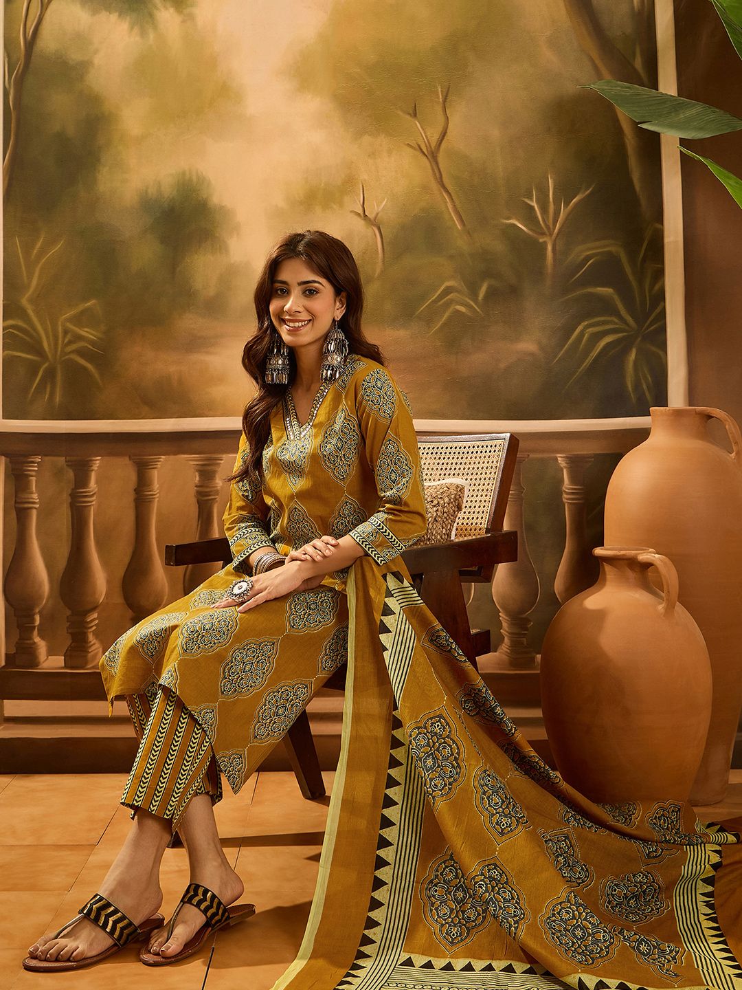 Dhiyona SN Women's Ethnic Motif Printed V-Neck Pure Cotton Straight Kurta With Trouser & Dupatta