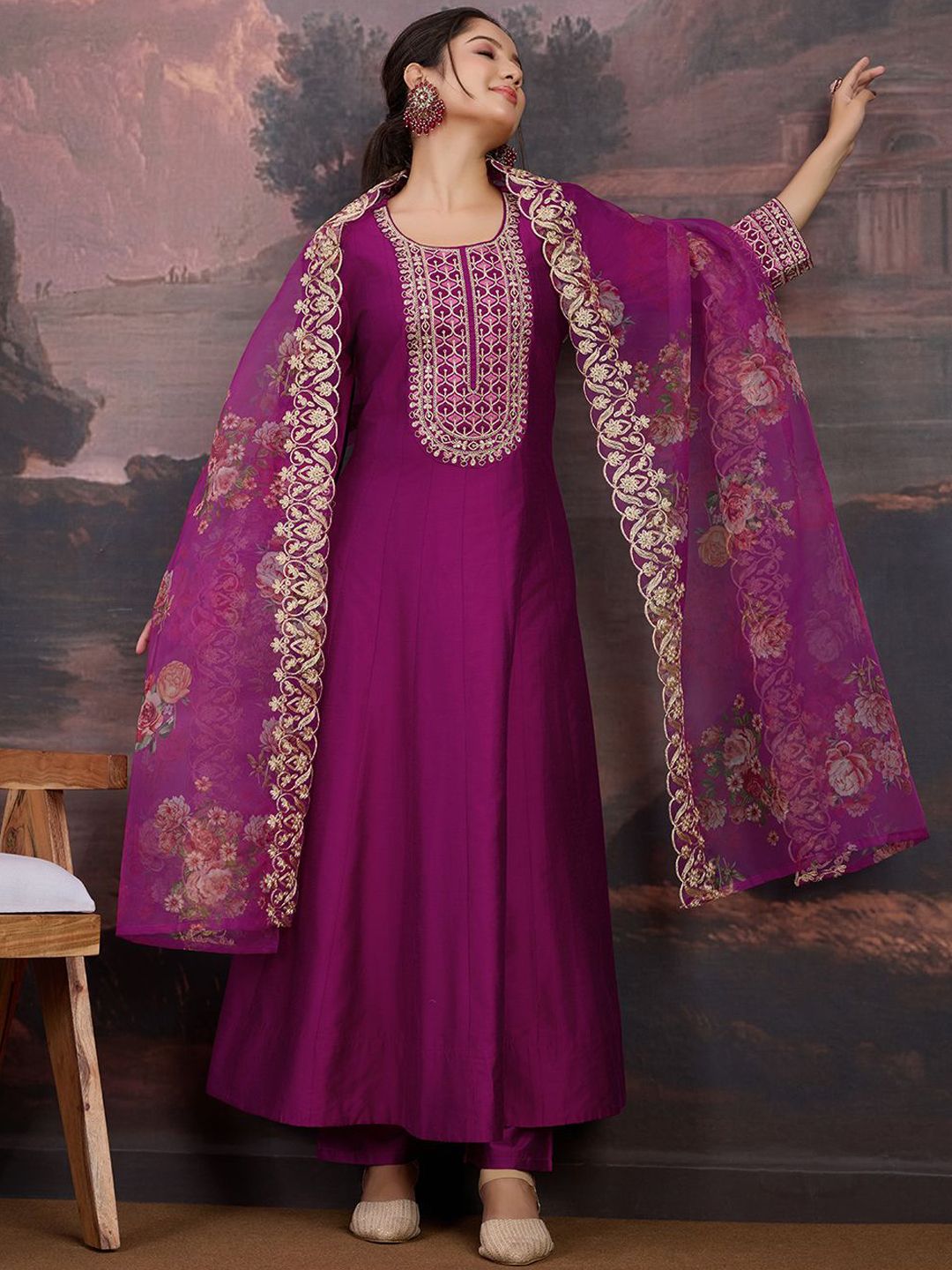 Dhiyona PD Women Floral Yoke Design Anarkali Kurta & Trousers With Dupatta