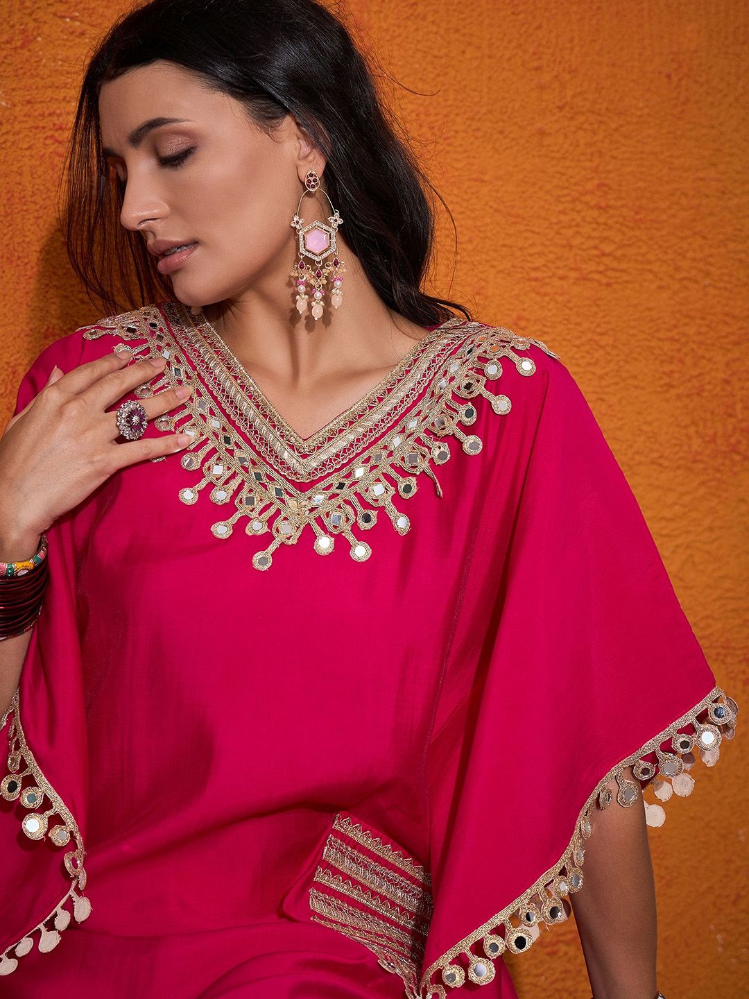 Dhiyona SN Women's Embroidered V-Neck Mirror work Kaftan With Trousers