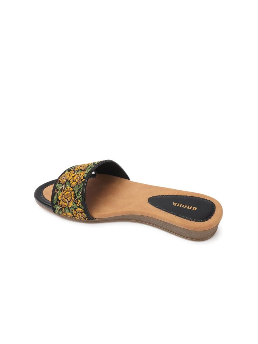 Dhiyona AK Women Embroidered Open Toe Flats