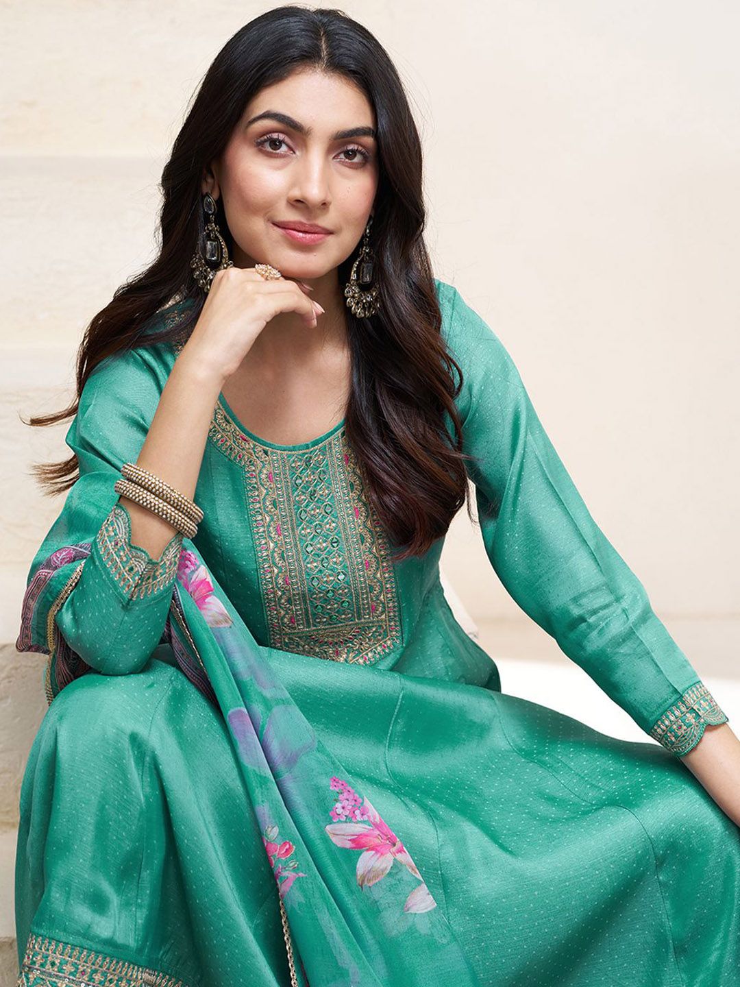 Dhiyona CH Women Floral Embroidered Pleated Zari Work Kurta with Trousers