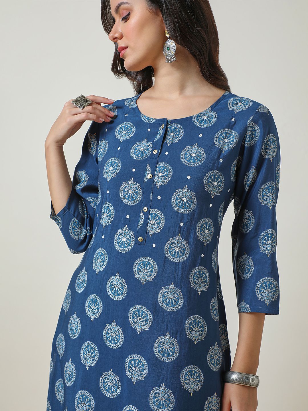 Dhiyona SO Women's Blue Ethnic Motifs Embroidered Round Neck Straight Mirror Work Kurta With Trousers