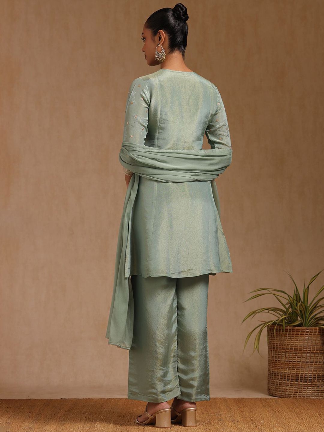 Dhiyona SO Women's Floral Embroidered Regular Sequinned Straight Kurta with Palazzos & Dupatta