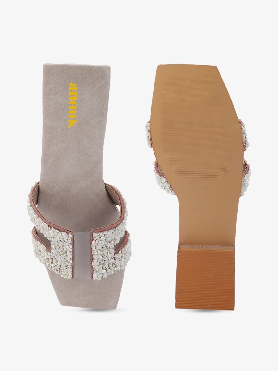 Dhiyona AK Women Embellished Open Toe Flats