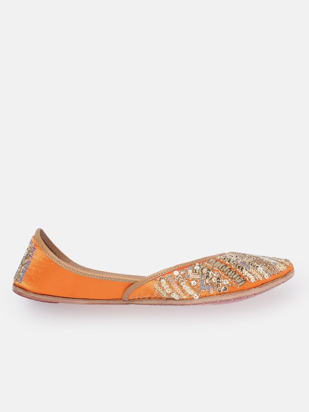 Dhiyona HOP Women Embellished Ethnic Mojaris