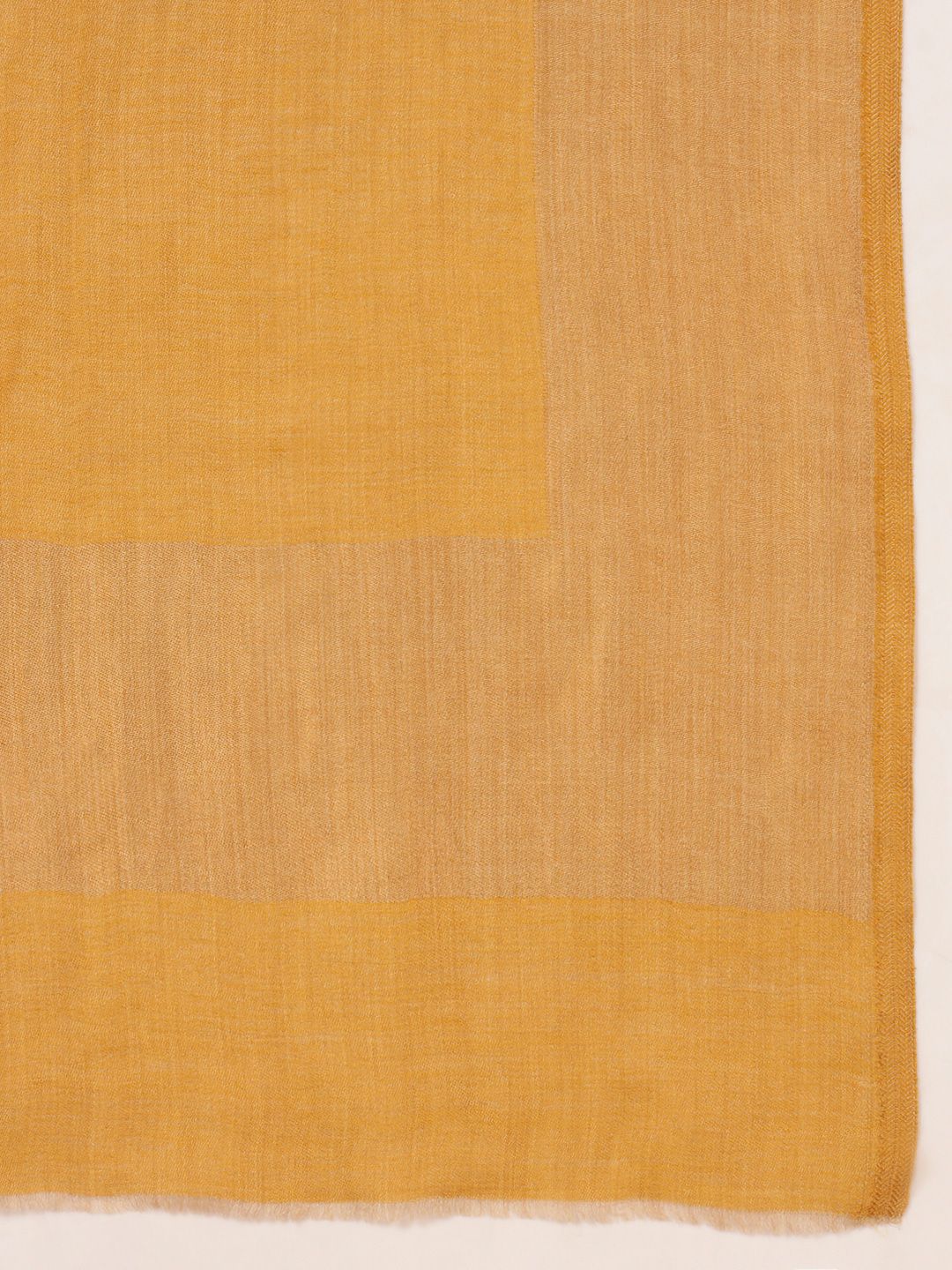 Dhiyona PA Woollen Reversible Shawl