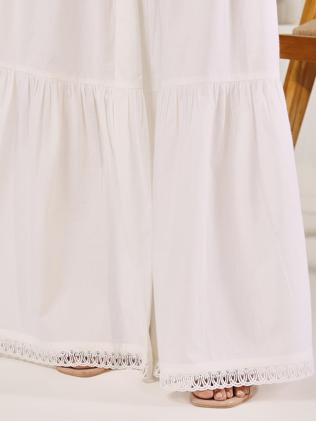 Dhiyona FL Women's Off White Cotton Solid Palazzo