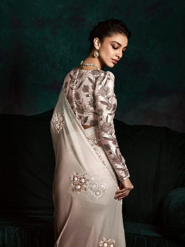 Dhiyona KM Women Elegant Cream And White Dual Shade Saree With Stylish Printed Blouse