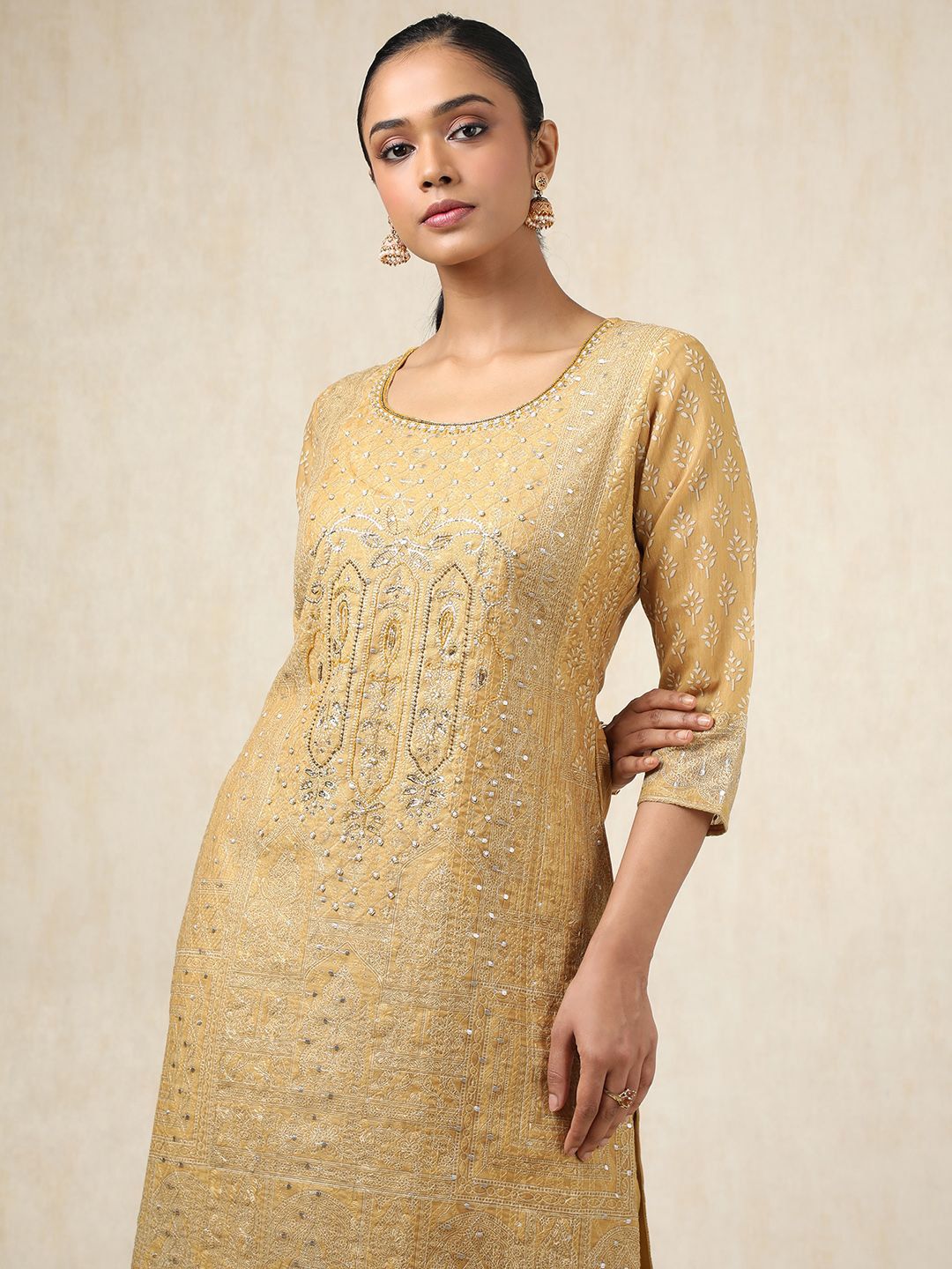 Dhiyona SO Women's Floral Printed Beads And Stones Chanderi Silk Straight Kurta With Trousers