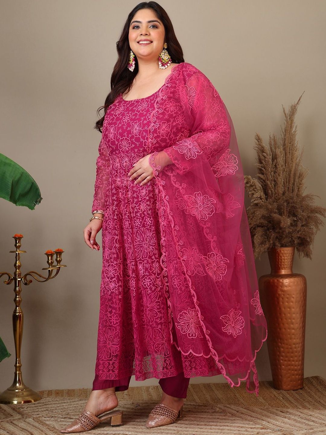 Dhiyona IN Women Plus Size Floral Embroidered A-Line Kurta with Trousers & Dupatta