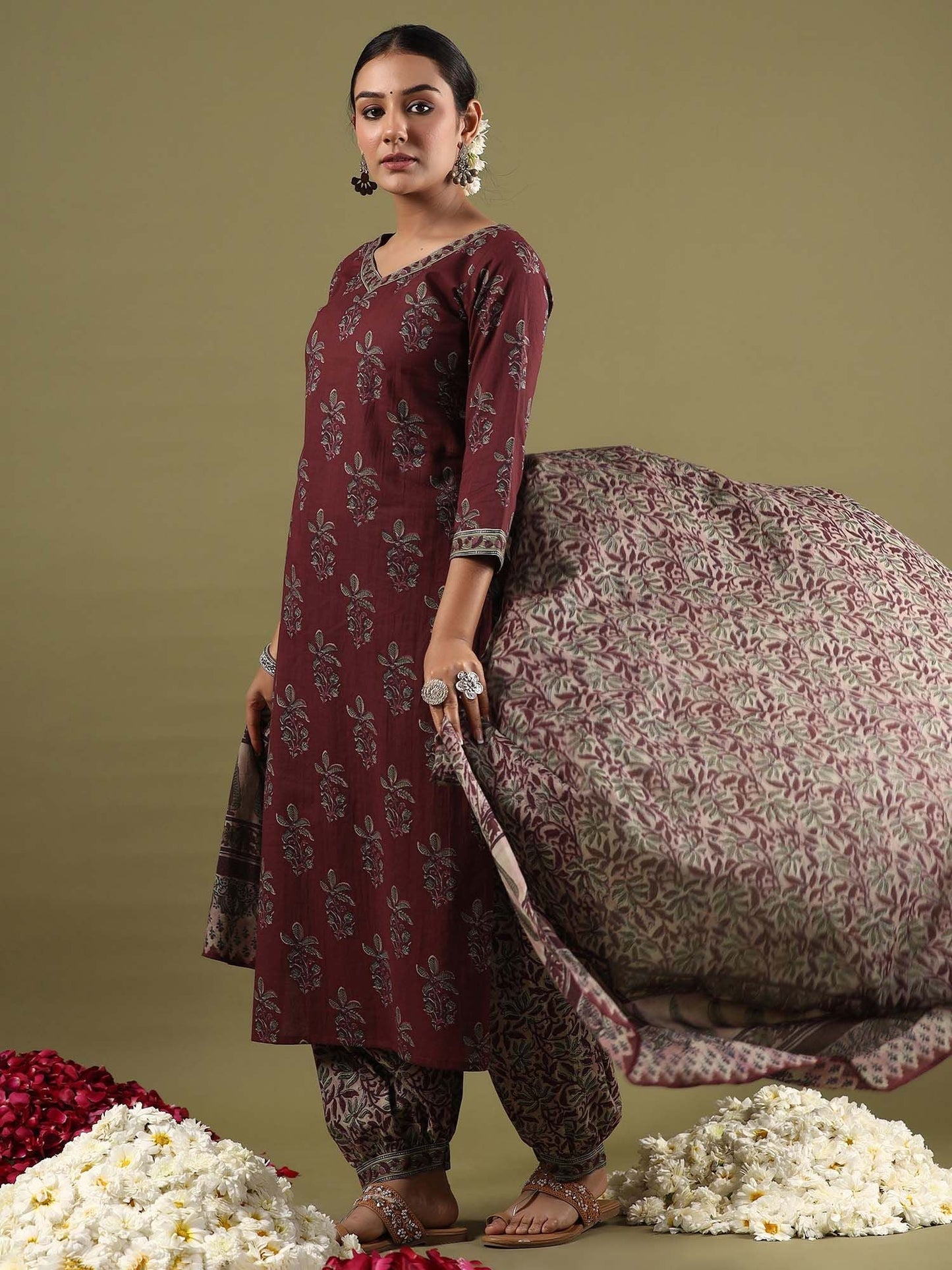 Dhiyona IE Floral Printed Pure Cotton Straight Kurta With Salwar & Dupatta