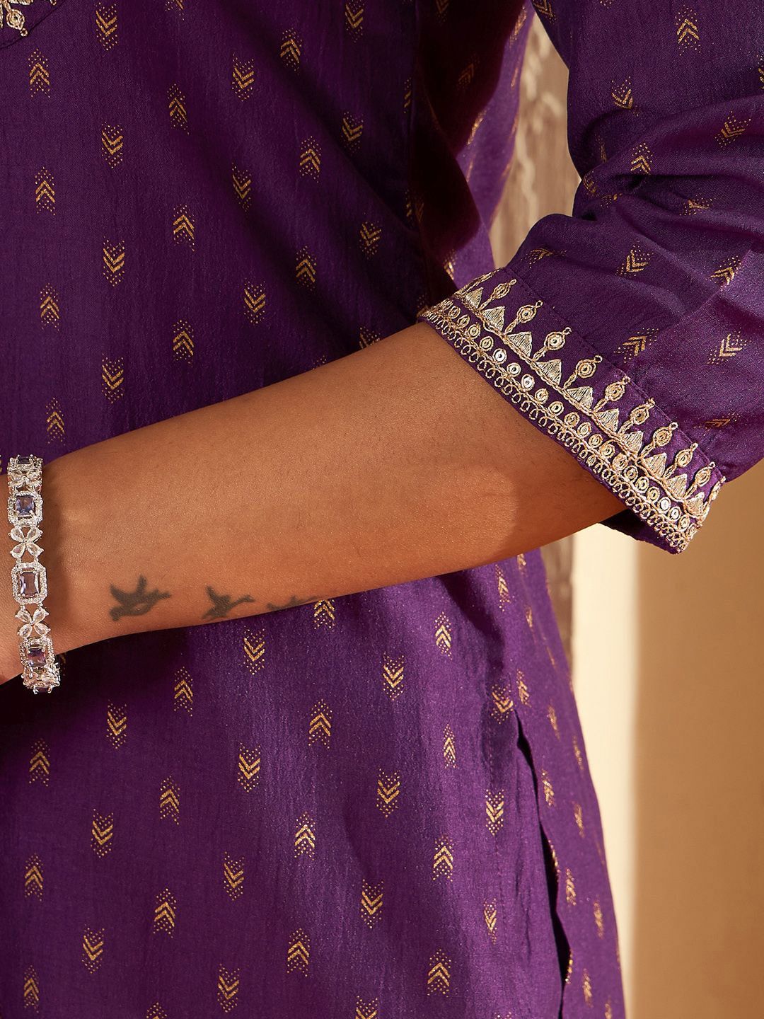 Ethnic Motifs Printed Straight Sequinned Kurta with Trousers & Dupatta