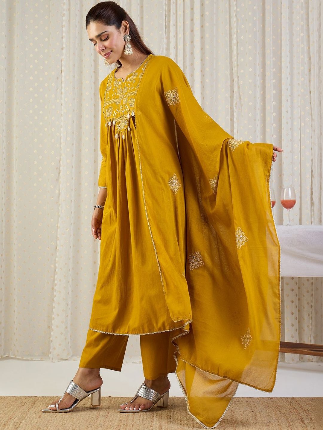 Ethnic Motifs Embroidered Thread Work Pure Cotton Kurta With Trousers & Dupatta