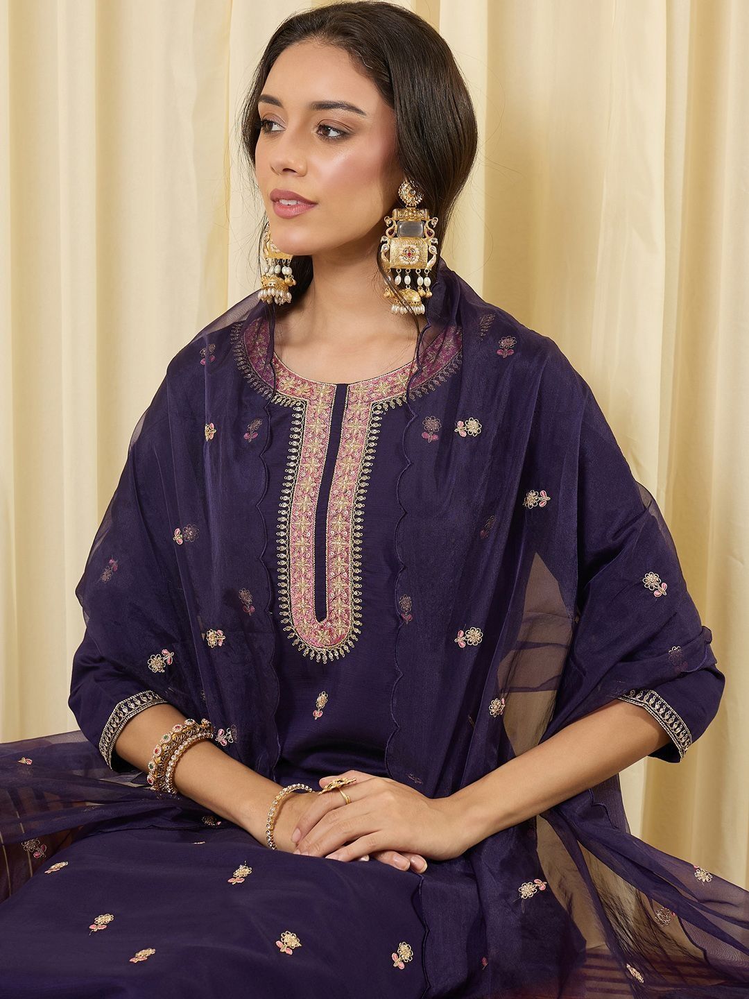 Women Ethnic Motifs Embroidered Regular Thread Work Kurta with Trousers & With Dupatta