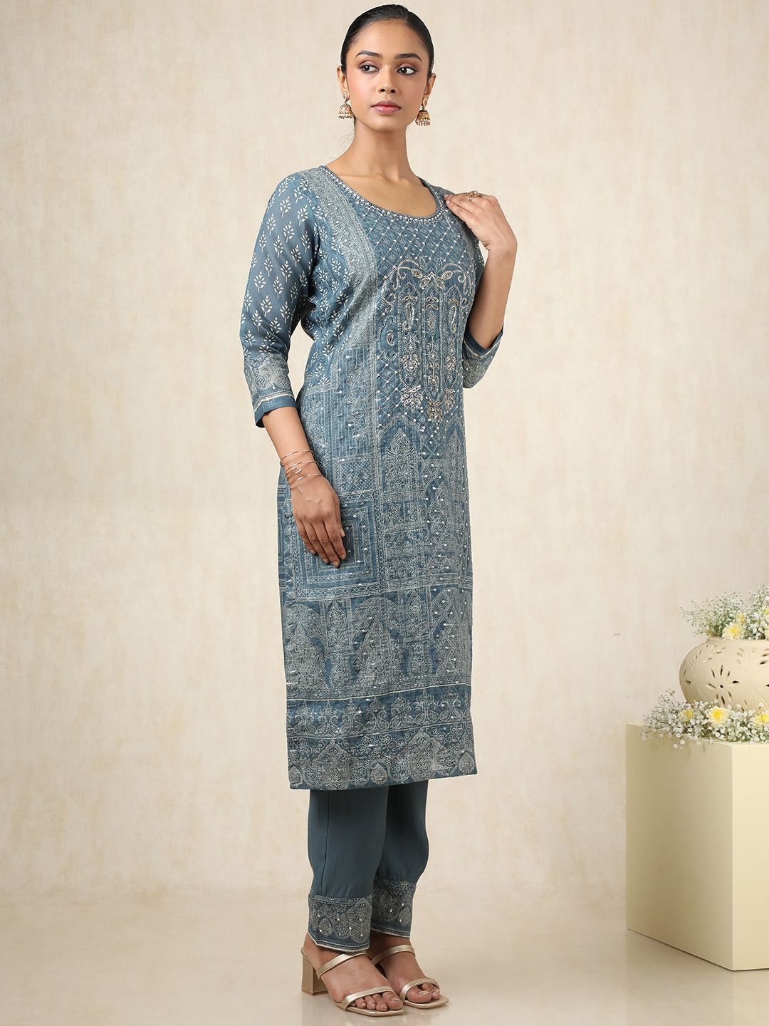 Dhiyona SO Women's Floral Printed Beads and Stones Chanderi Silk Kurta With Trousers