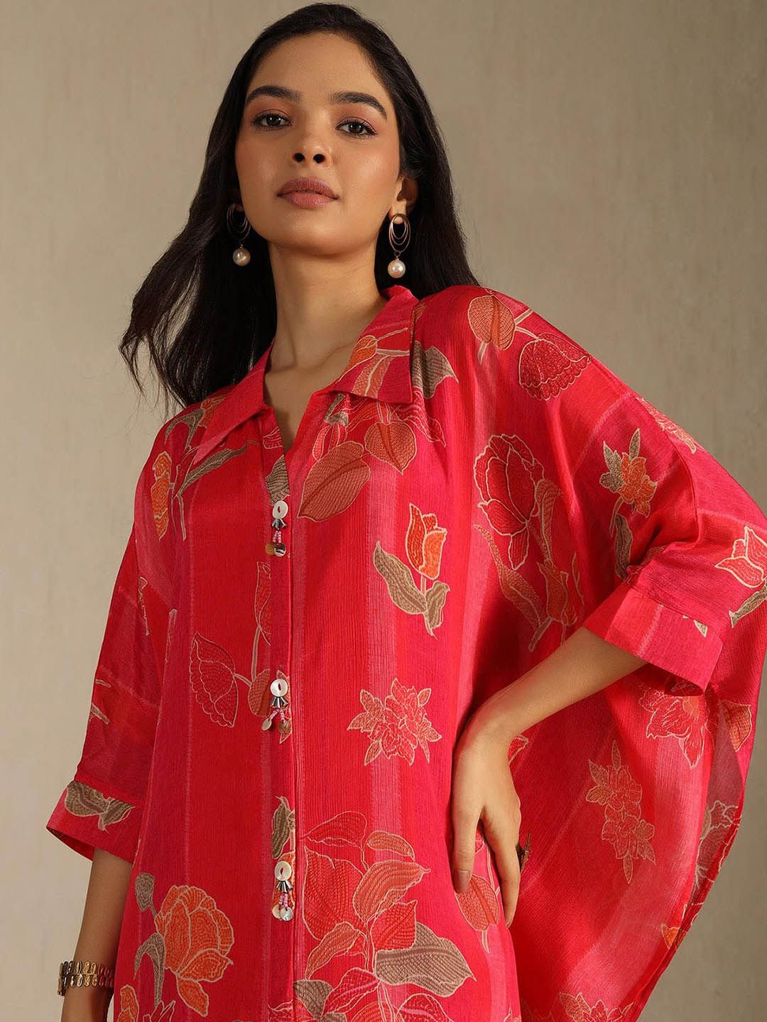 Dhiyona SO Women's Women Floral Printed Beads and Stones Kaftan Kurta with Trousers