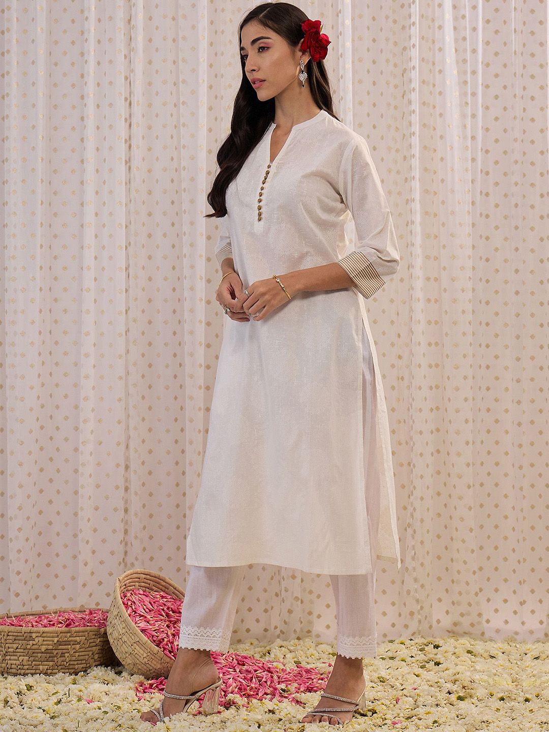 Dhiyona IE Off White Ethnic Mandarin Collar Motifs Printed Cotton Straight Kurta