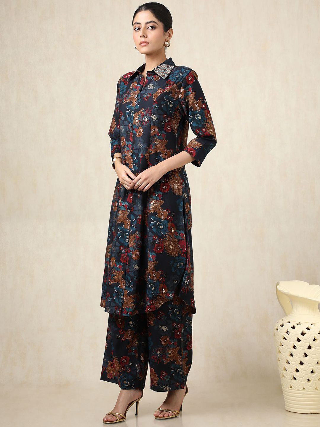 Dhiyona SO Women's Floral Printed Shirt Collar Pure Cotton Straight Kurta With Palazzos