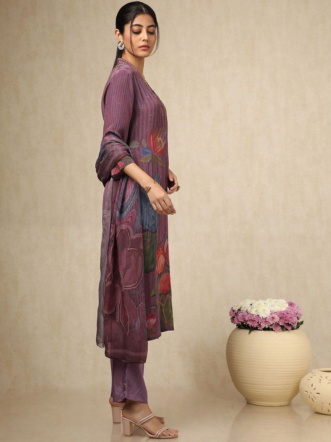 Dhiyona SO Women's Floral Printed Square Neck Beads and Stones Silk Crepe Kurta With Trousers & Dupatta