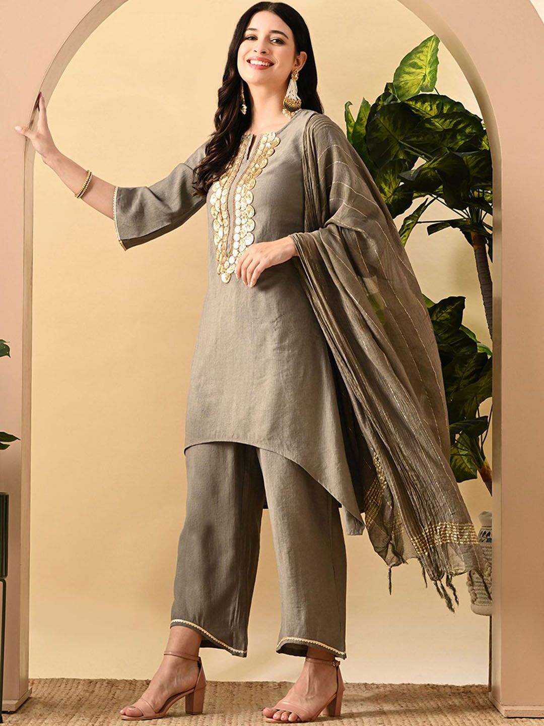 Dhiyona SN Women's Embroidered Keyhole Neck Bell Sleeves Kurta & Palazzos Set with dupatta