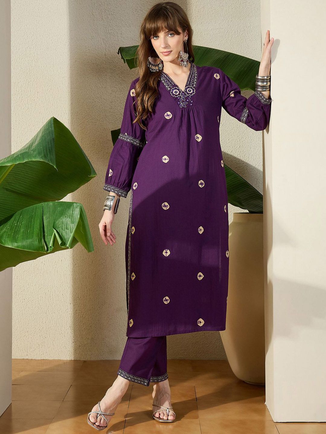 Dhiyona IE Ethnic Motifs Embroidered Pure Cotton V-Neck Tunic With Trousers