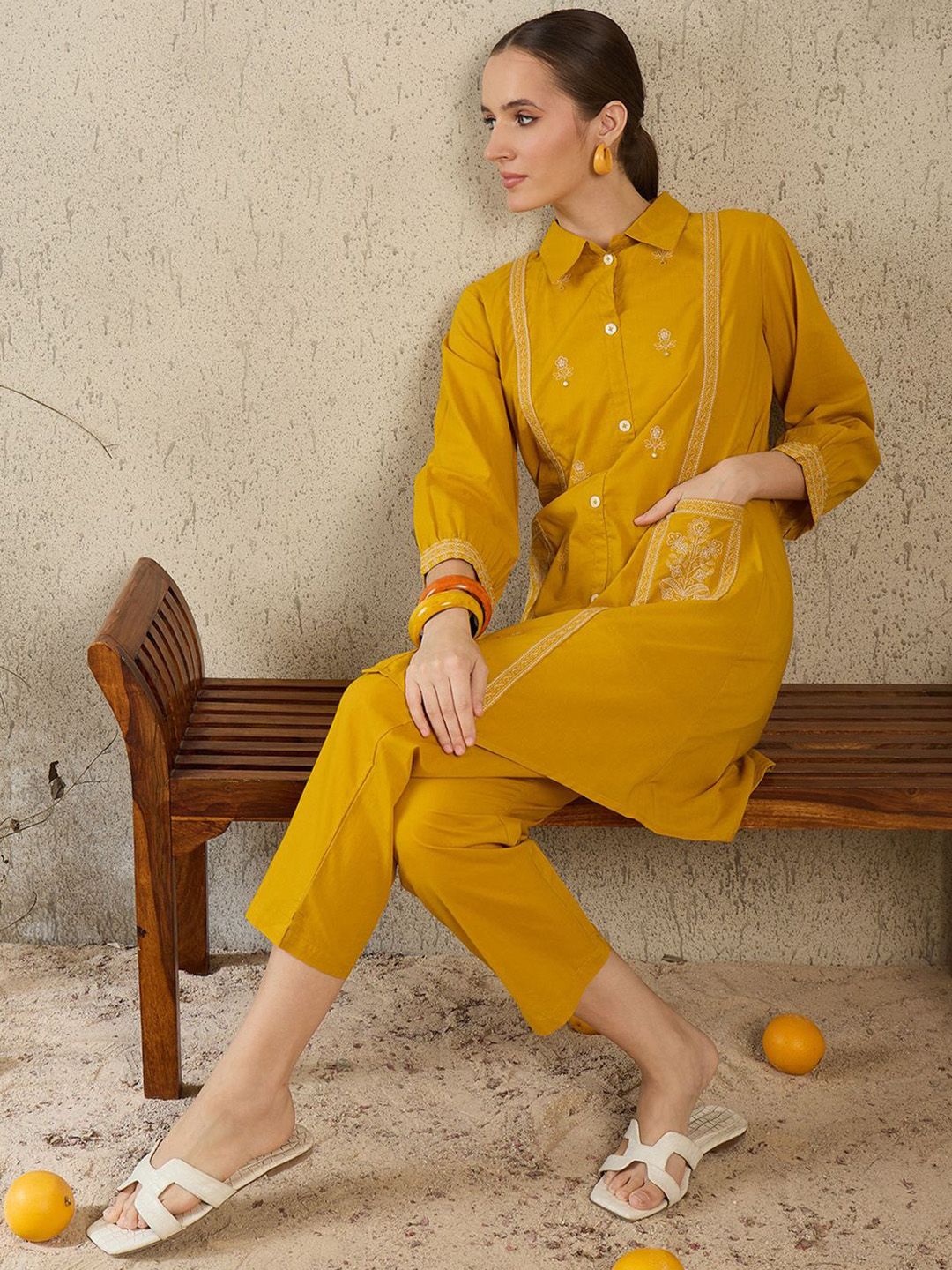 Women Ethnic Motifs Embroidered Pure Cotton Kurta with Trouser