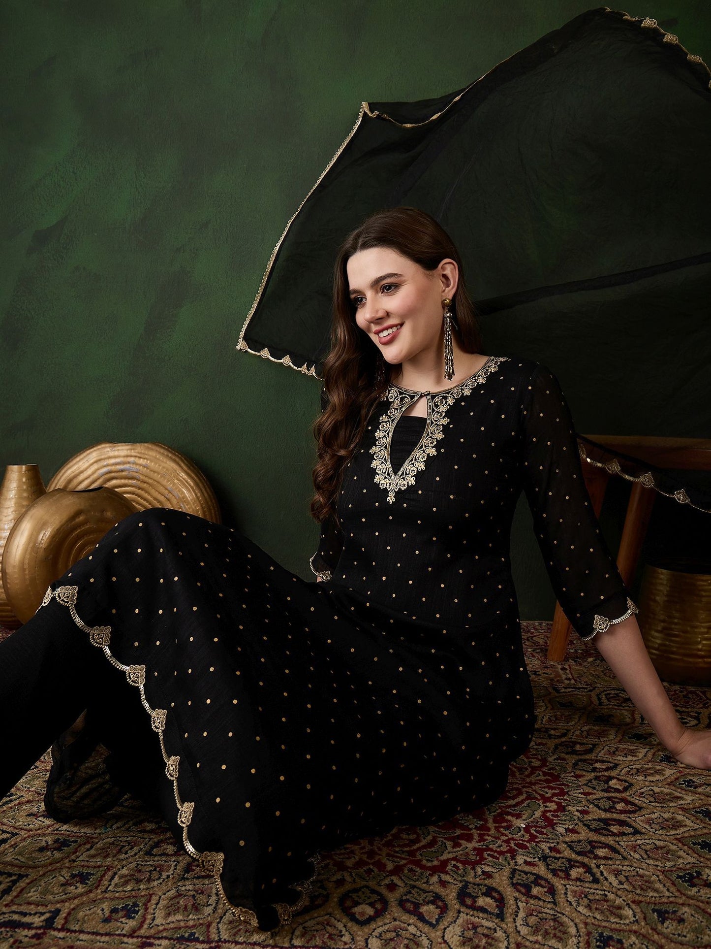 Dhiyona SN Women's Floral Printed Embroidered Sequinned Keyhole Neck Kurta With Trouser And Dupatta