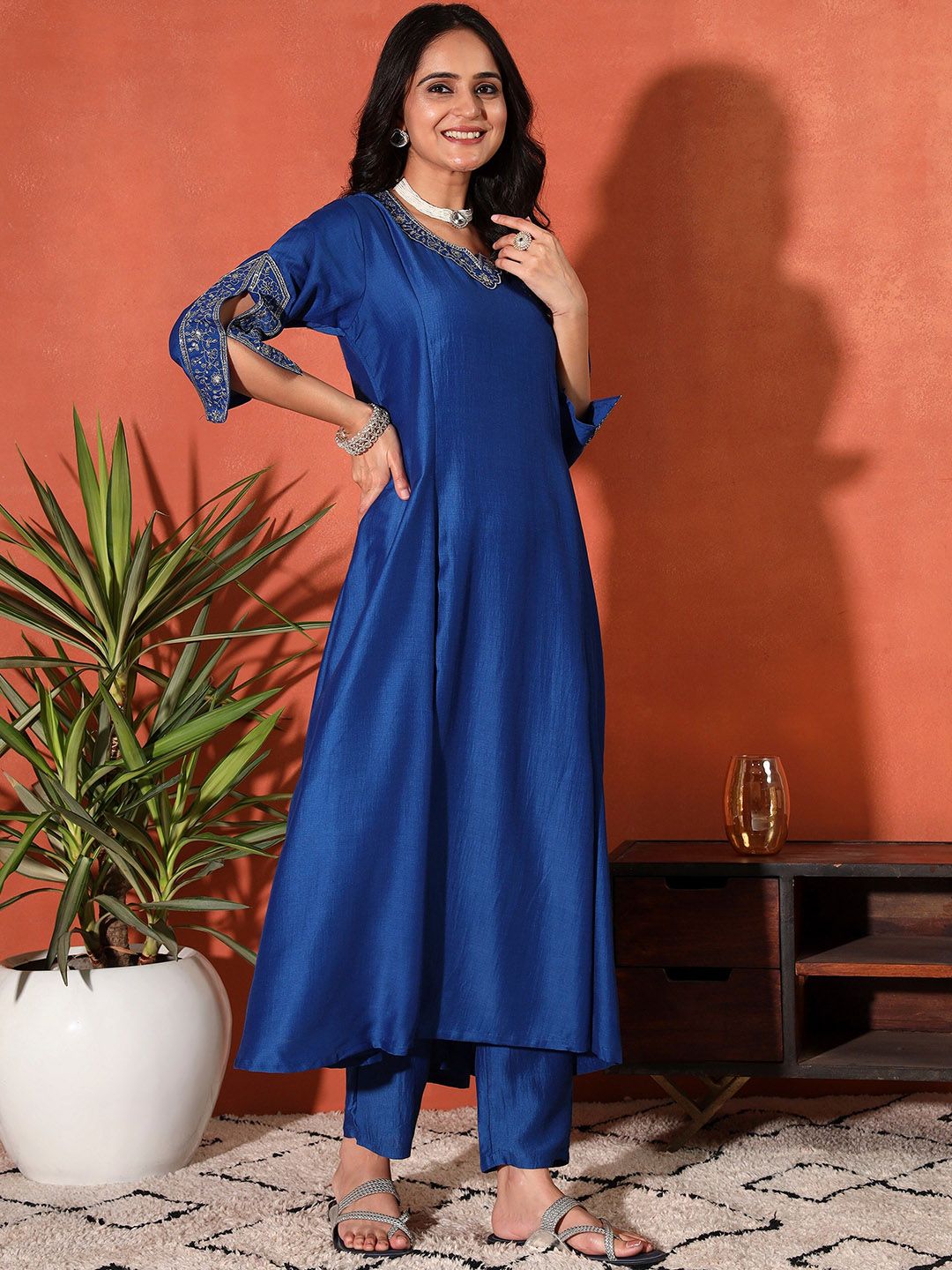 Dhiyona SN Women's Ethnic Motifs Embroidered Kurta with Trousers & Dupatta
