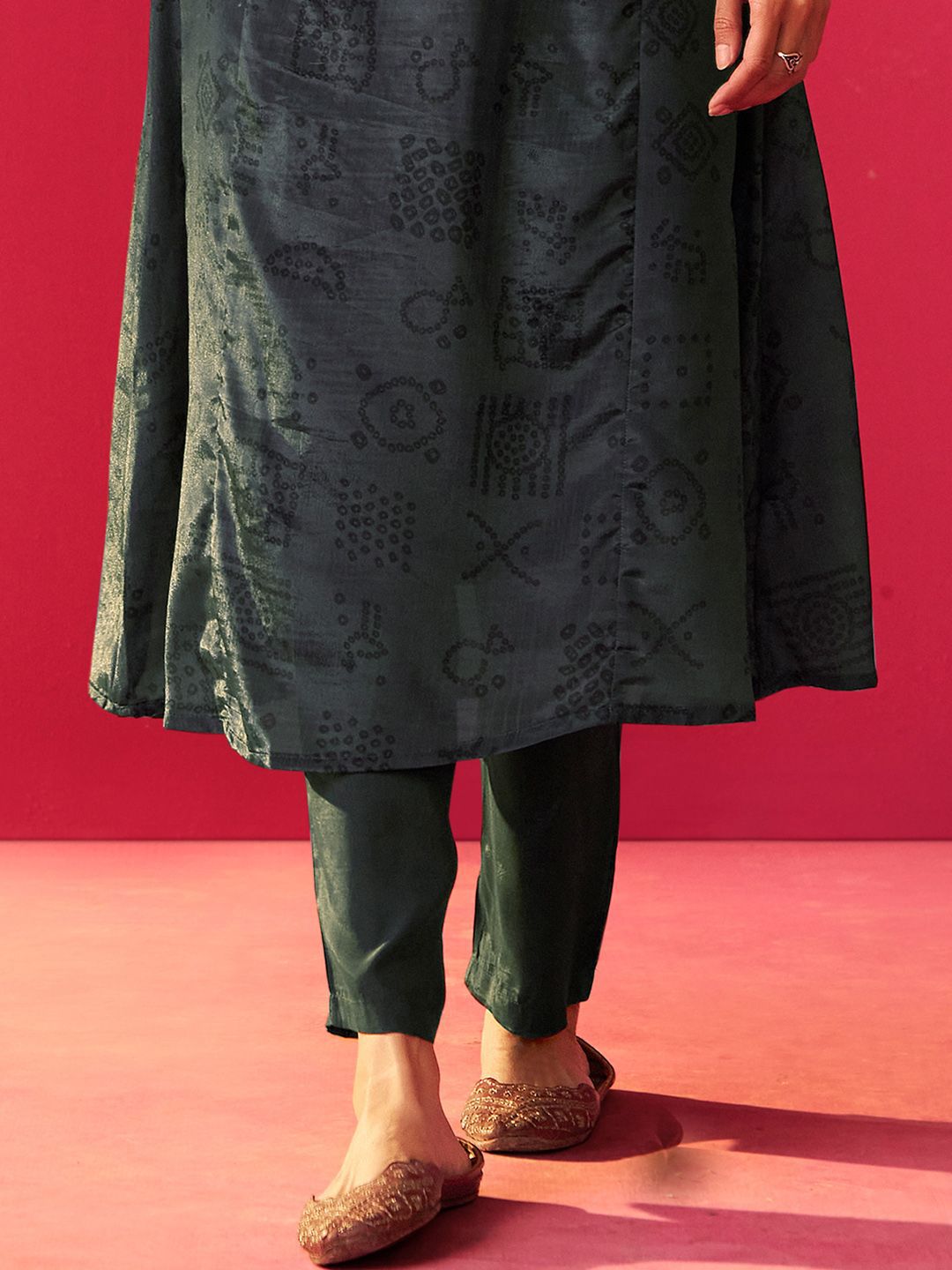 Floral Embroidered Thread Work Chinon Kurta With Trousers