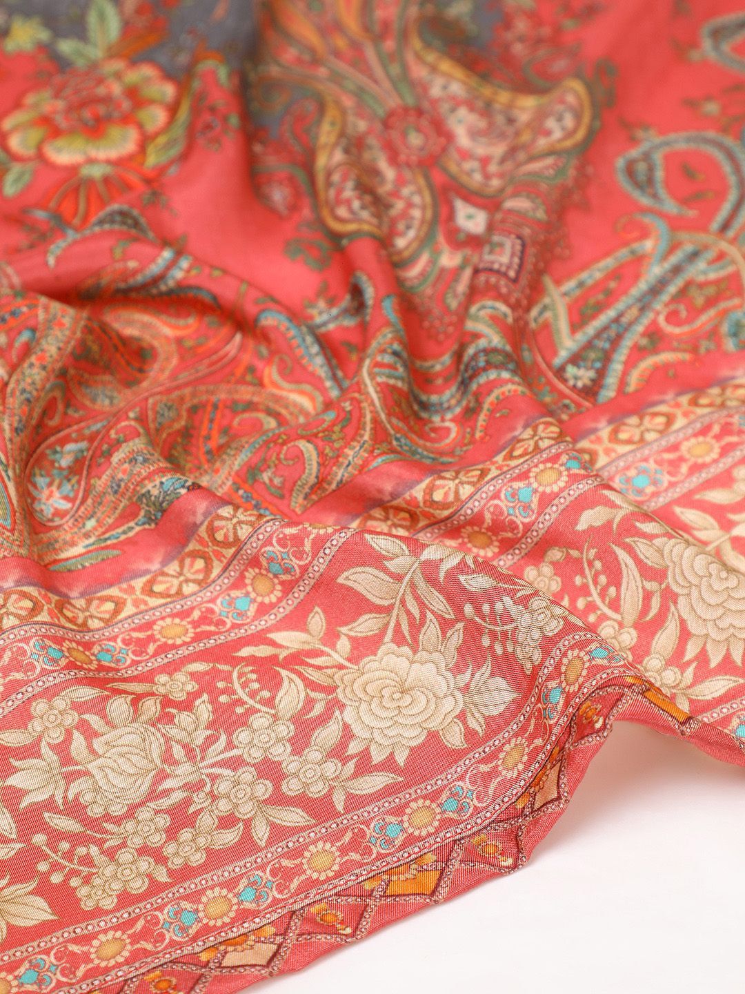 Dhiyona SO Women's Women Ethnic Motifs Printed Regular Beads and Stones Kurta with Trousers & With Dupatta