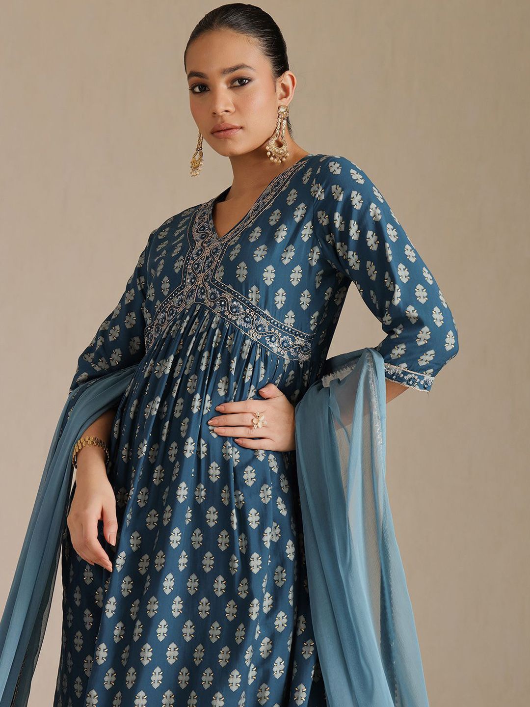 Dhiyona SO Women's Floral Printed V-Neck Empire Sequinned A-Line Kurta With Trouser And Dupatta