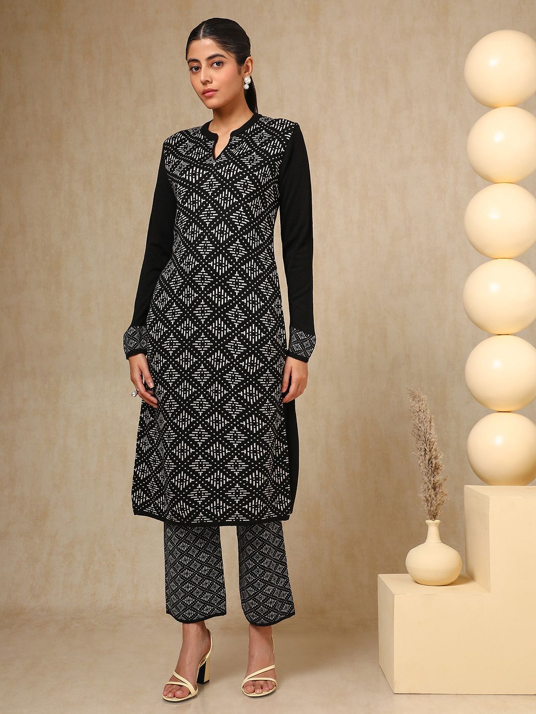 Dhiyona SO Women's Black Geometric Woven Design Mandarin Collar Acrylic Straight Kurta With Trouser