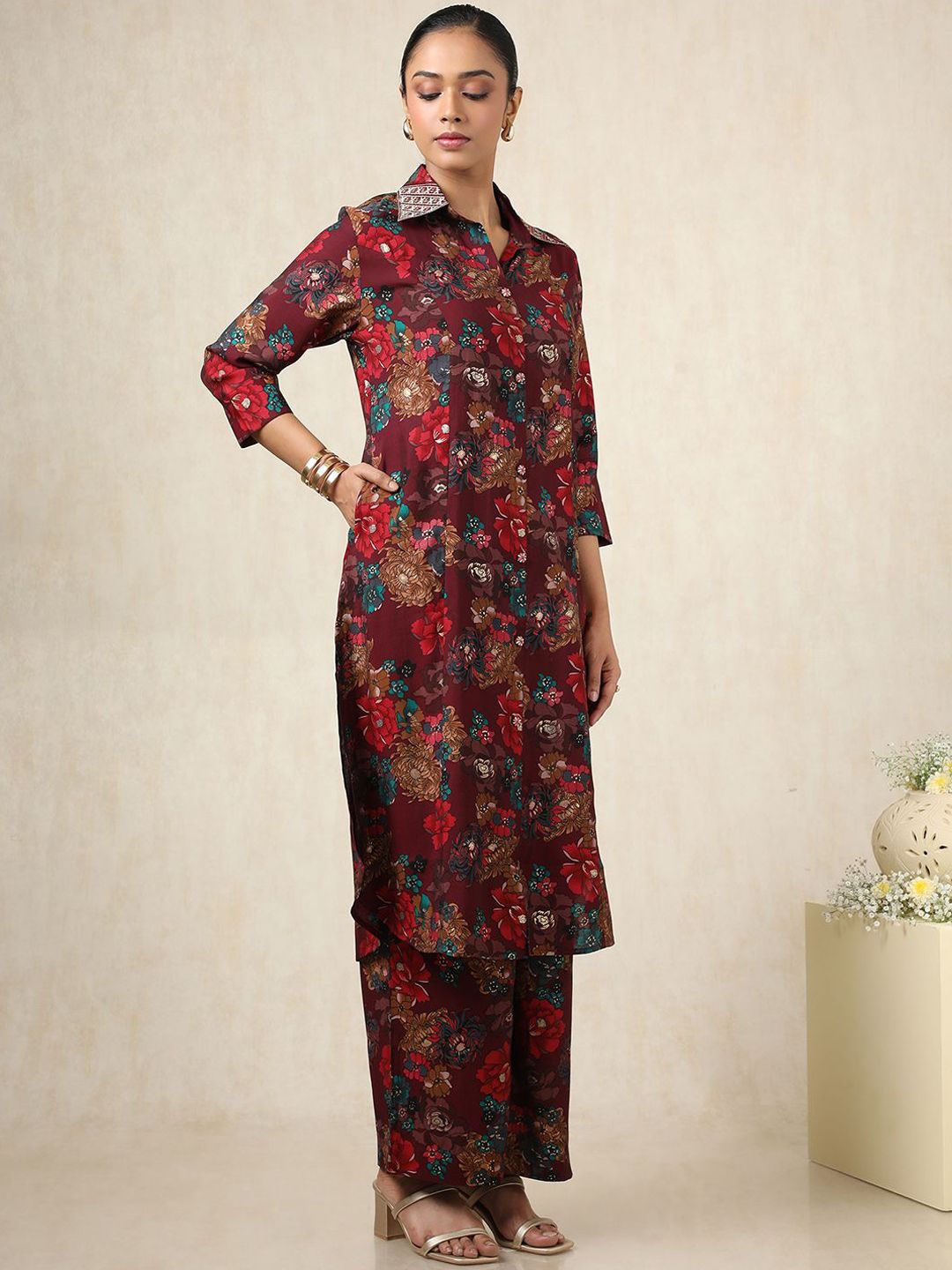 Dhiyona SO Women's Floral Printed Shirt Collar Panelled Muslin Straight Kurta With Trouser