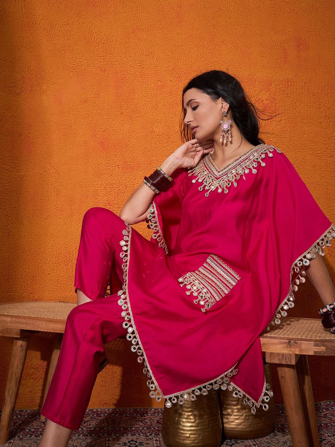 Dhiyona SN Women's Embroidered V-Neck Mirror work Kaftan With Trousers