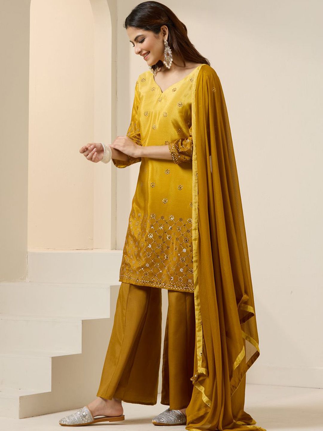 Dhiyona IS Women's Women Floral Printed Regular Kurta with Palazzos & With Dupatta