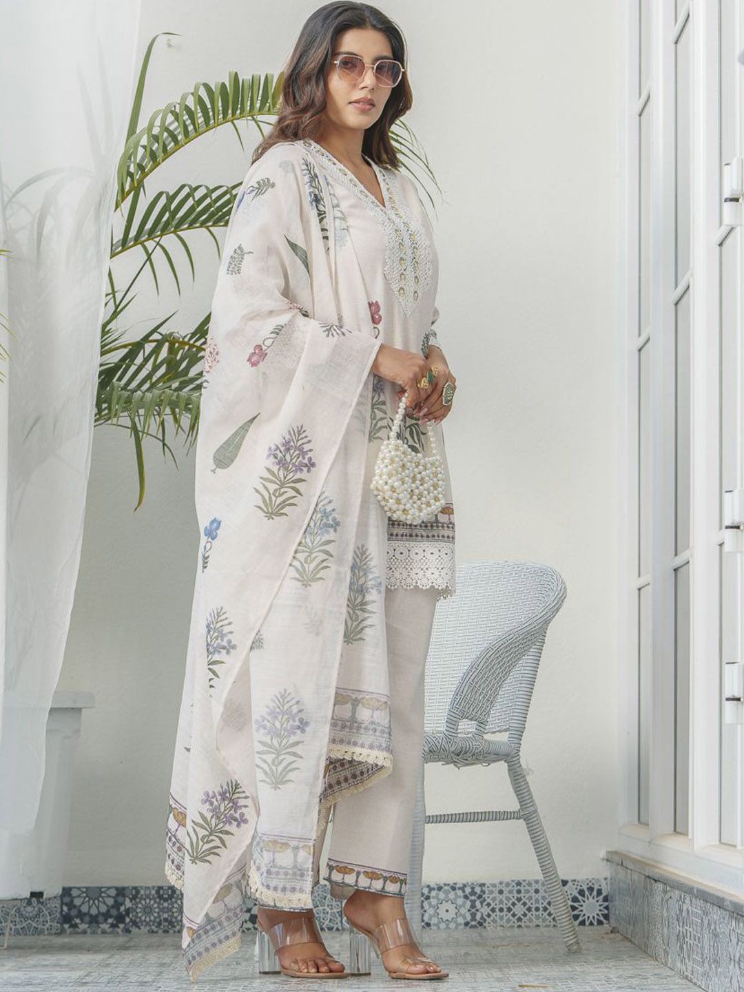 Dhiyona PD Women Floral Printed V-Neck Sequinned Straight Kurta With Trouser & Dupatta