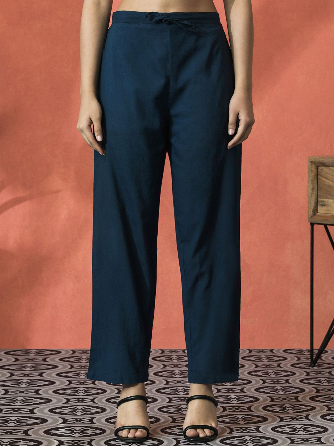 Dhiyona SN Women's Floral Printed Notch Neck Pure Cotton Straight Kurta With Trouser And Dupatta