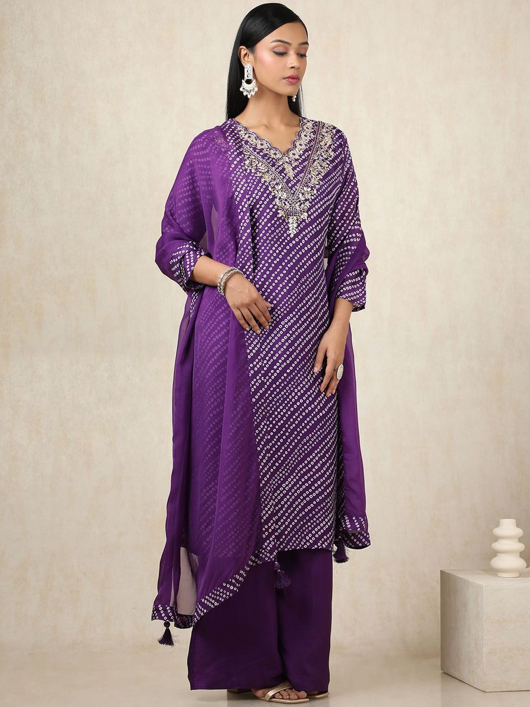 Dhiyona SO Women's Bandhani Printed V-Neck Gotta Patti Straight Kurta With Palazzos And Dupatta