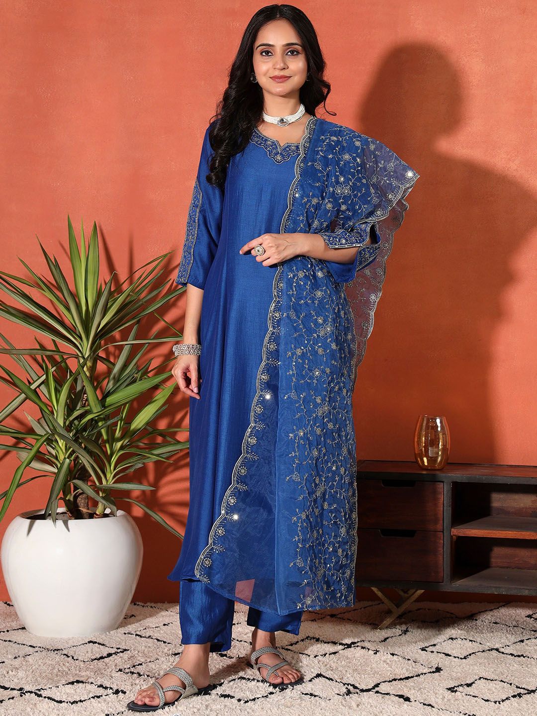 Dhiyona SN Women's Ethnic Motifs Embroidered Kurta with Trousers & Dupatta