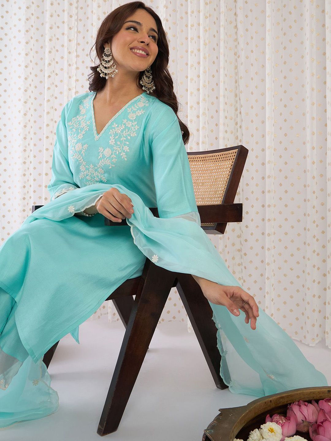Dhiyona IE Floral Yoke Design Liva Straight Kurta With Trousers & Dupatta