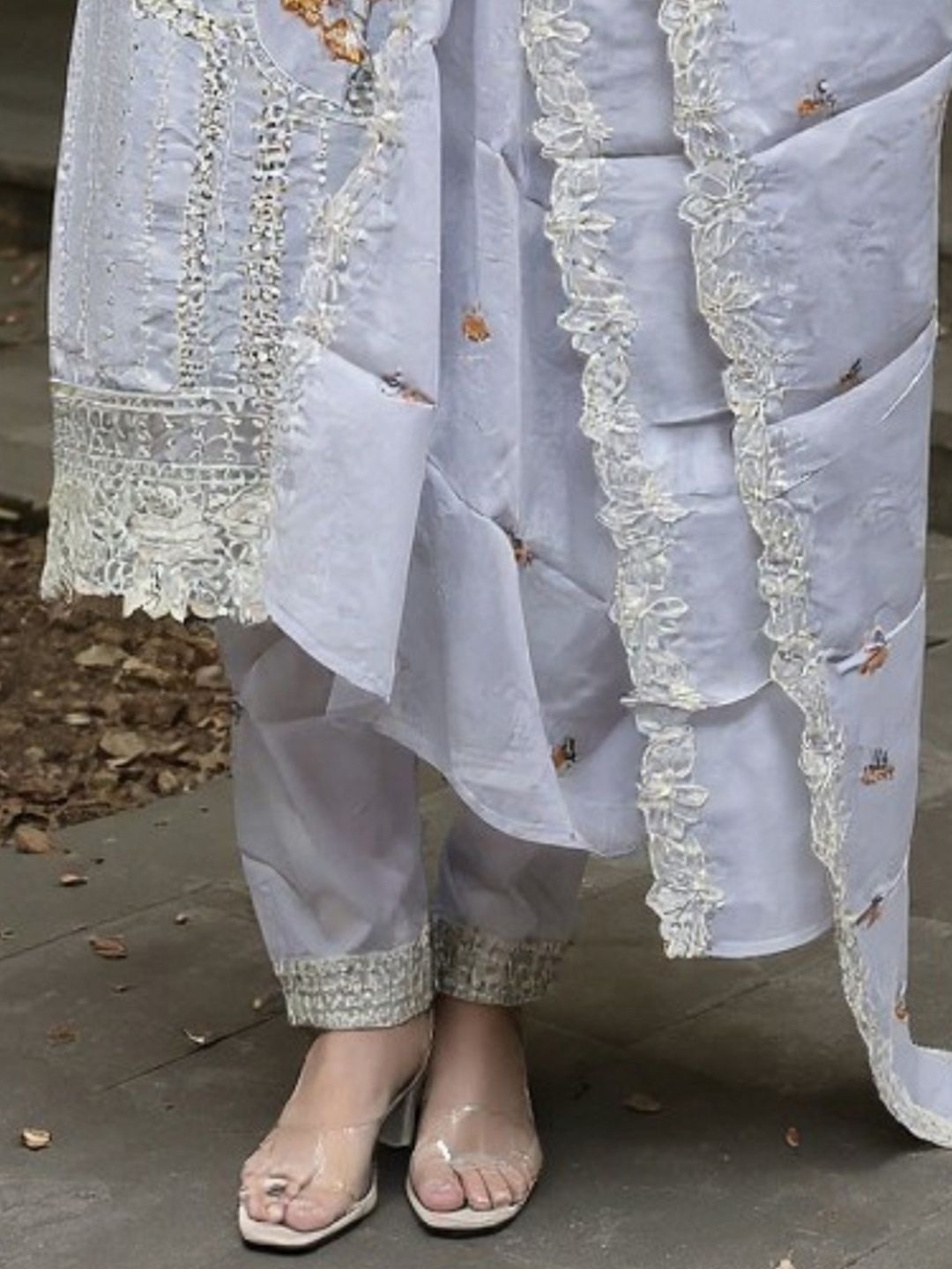 Floral Embroidered Thread Work Pure Cotton Kurta With Trousers & Dupatta