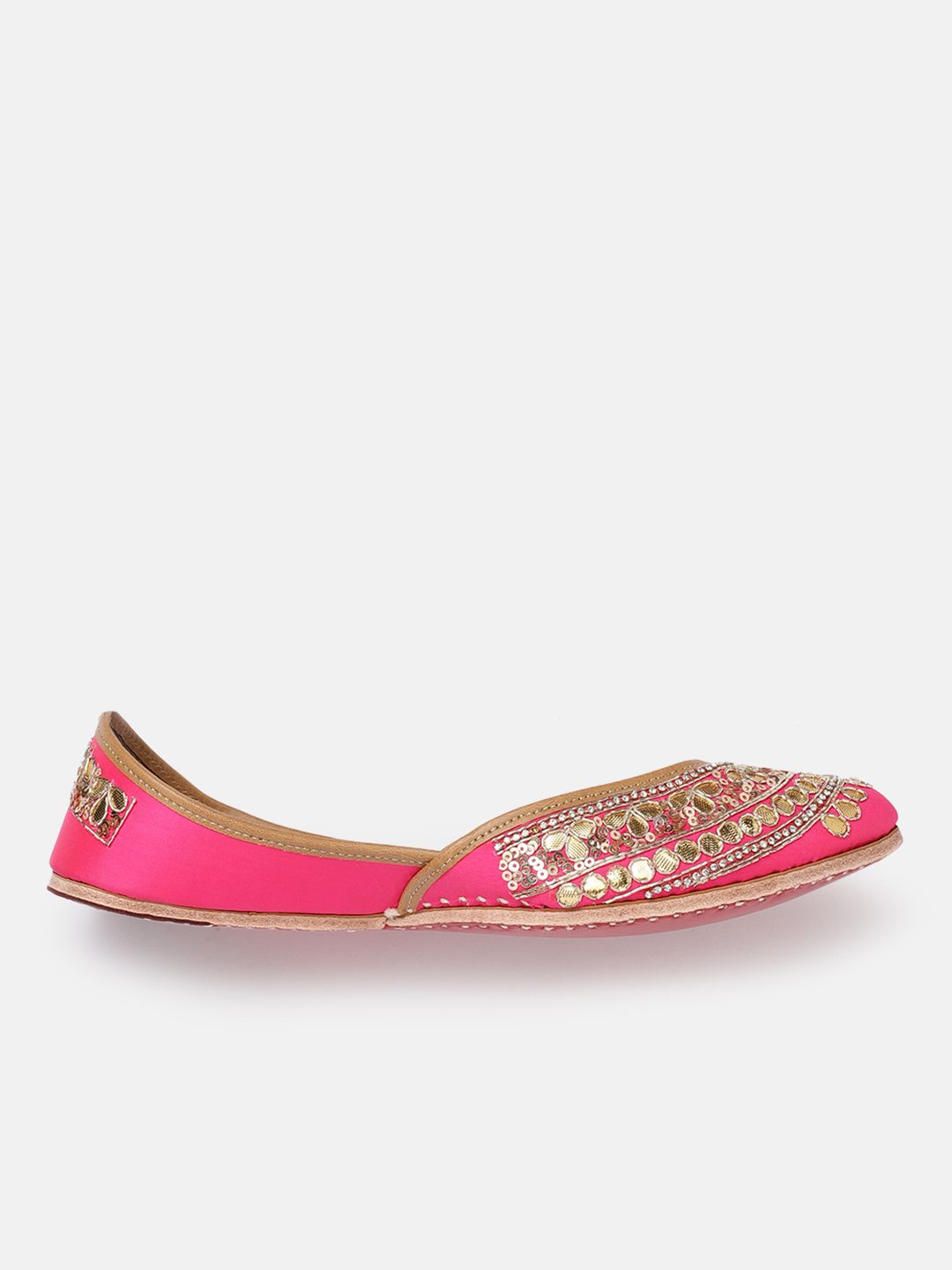 Dhiyona HOP Women Ethnic Embellished Mojaris