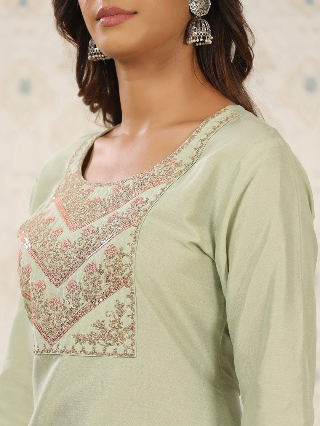 Dhiyona OD Women Floral Embroidered Flared Sleeves Mirror Work Kurta