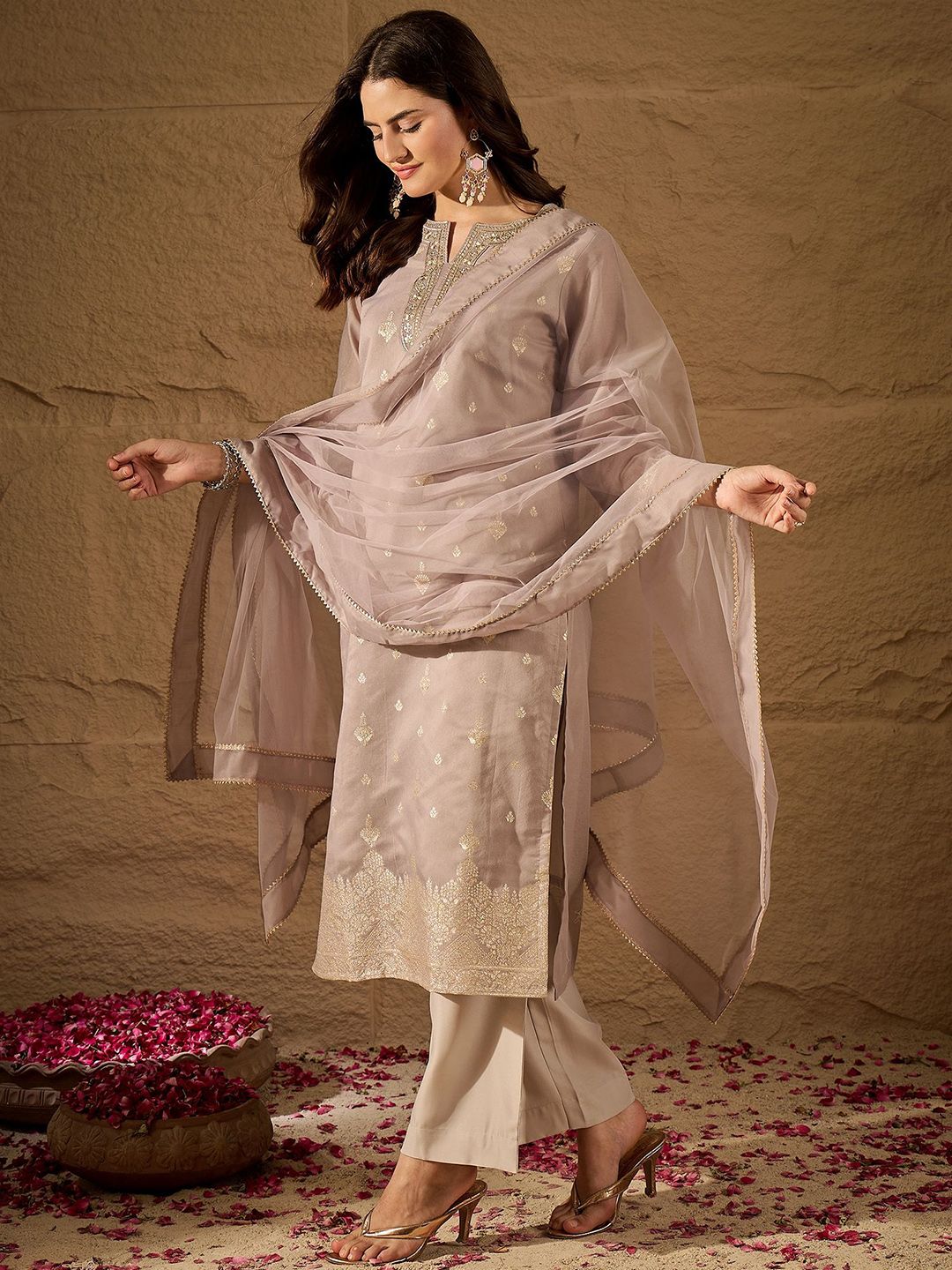 Dhiyona PD Women Women Embroidered Straight Kurta With Trousers & Dupatta
